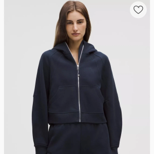 Women's Oversize Hoodie - Soft Fleece Lined Sweatshirt with Kangaroo Pocket